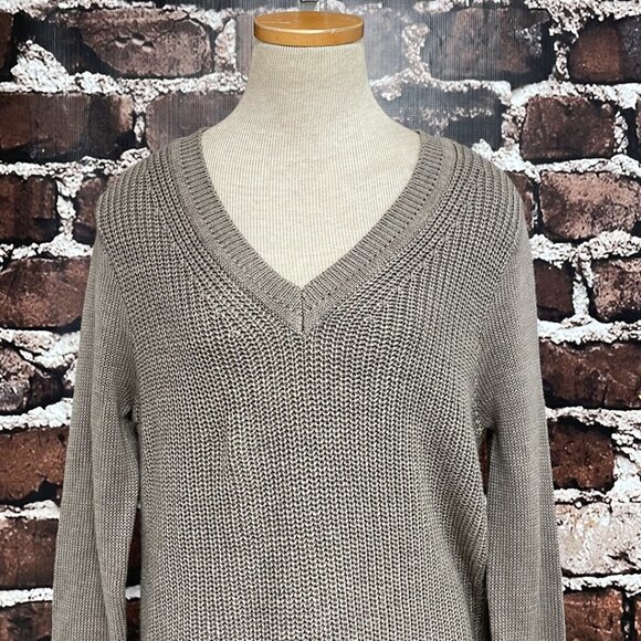 RD Style V-Neck Knit Brown Size Medium M - Picture 5 of 13